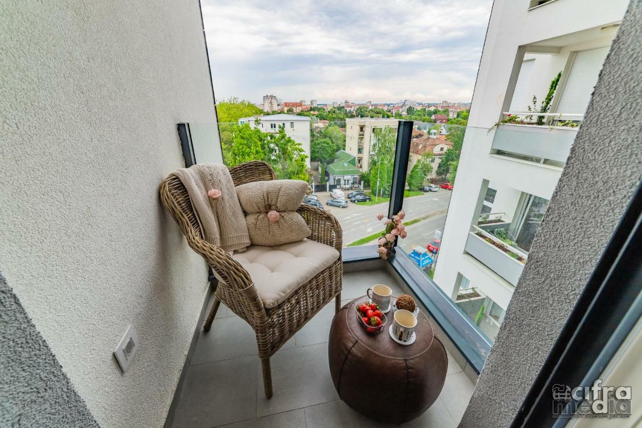 Apartmani Alexandar15 Novi Sad Extérieur photo