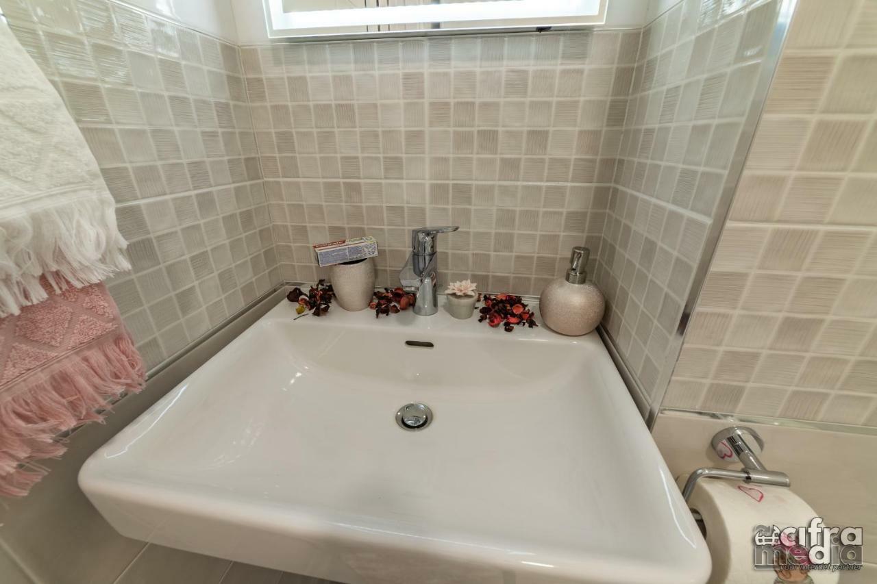 Apartmani Alexandar15 Novi Sad Extérieur photo
