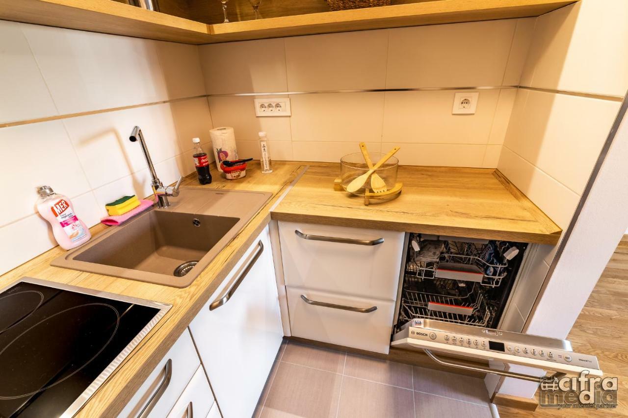 Apartmani Alexandar15 Novi Sad Extérieur photo